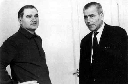 В.П. Глушко /слева) и М.К. Янгель